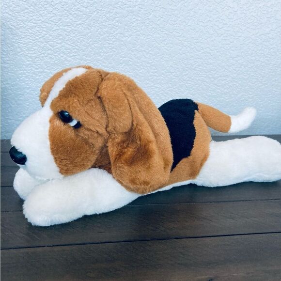 Bassett Hound Tricolor Plush Dog Stuffed Animal Aurora Toy - Picture 3 of 5